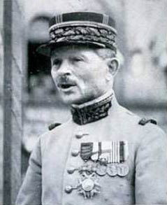 Генерал Максим Вейган